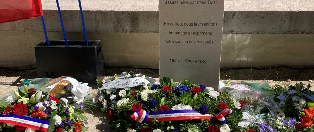 Stèle à la mémoire des victimes Tutsies à Montpellier 30 ans après le massacre